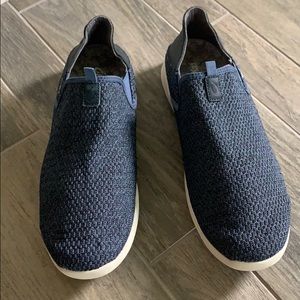 Men’s Olukai shoes